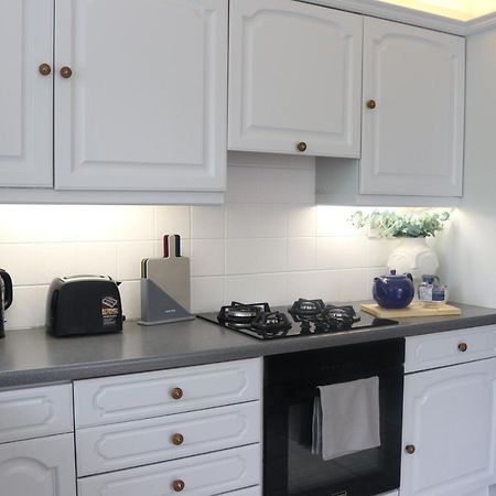 Inviting You To Your Home From Home 10 Minutes From Stratford Westfield ロンドン エクステリア 写真