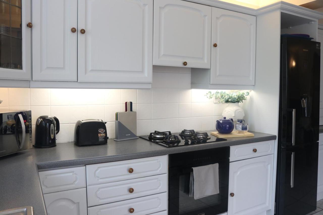Inviting You To Your Home From Home 10 Minutes From Stratford Westfield ロンドン エクステリア 写真